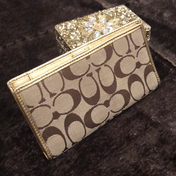 Authentic Coach bi-fold wallet insert - Picture 8 of 10